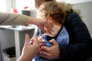 El Gobierno lanza una campaña de vacunación para niñes de 13 mese a 4 años