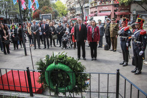 La Embajada de Chile homenajeó al general Prats a 48 años del atentado que lo mató en Buenos Aires (Fuente: Jorge Larrosa)