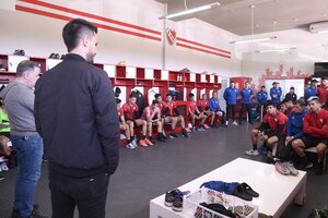 Independiente: primer diálogo entre Doman y Falcioni  (Fuente: Twitter)