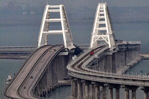 El puente de Crimea, abierto al tráfico (Fuente: EFE)