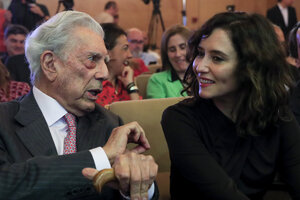 Vargas Llosa quiso comparar a Ayuso con Reagan y la equiparó con Goebbels (Fuente: EFE)