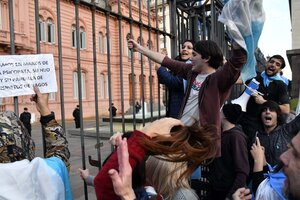 Atentado a Cristina Kirchner: autorizan a levantar secreto bancario y fiscal por pagos de Caputo Hermanos a Revolución Federal