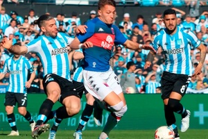 Racing y Tigre buscan un lugar en la final del Trofeo de Campeones ante Boca Juniors