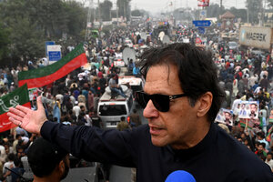 Pakistán: balearon al exprimer ministro Imran Khan (Fuente: AFP)