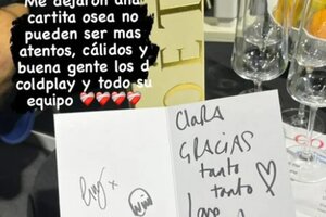 Quién es Clara Cava, la artista que recibió la tarjeta de agradecimiento de Coldplay 