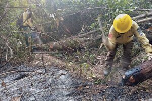 El fuego pone en peligro a comunidades kollas en Orán