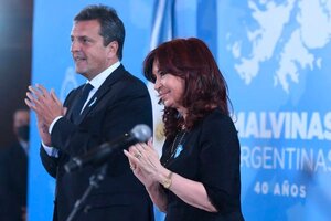 La vicepresidenta Cristina Fernández de Kirchner junto al ministro de Economía, Sergio Massa. (Fuente: Télam)