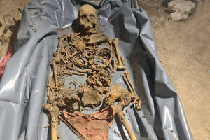Un cadáver enterrado en la habitación de los hijos (Fuente: Télam)