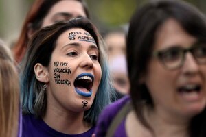 "Solo si es sí": cómo es la nueva ley contra delitos sexuales que provoca polémica en España