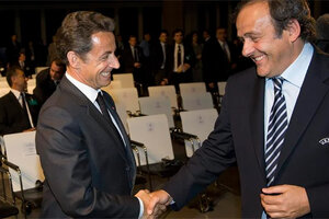 Sarkozy y Platini, protagonistas del bochorno.