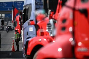 Chile: continúa el paro de camioneros pese al acuerdo firmado entre el gobierno y dos gremios (Fuente: AFP)