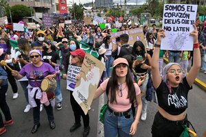 Crean en Ecuador el Ministerio de la Mujer y Derechos Humanos (Fuente: AFP)