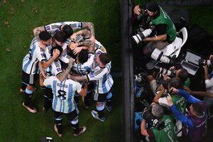 Argentina venció a Australia y avanzó a los cuartos de final (Fuente: AFP)