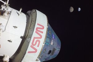 Durante la misión, Orion pasó unos seis días en una órbita remota alrededor de la Luna. (Foto: NASA TV via AFP)