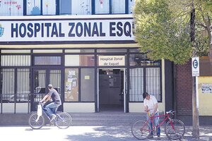 Una medida de fuerza de personal del Hospital Zonal de Esquel afectaría la atención de pacientes procedentes de Chile. Imagen: Télam. 