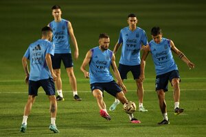 Mundial de Qatar 2022: Scaloni exigió a Di María y cuidó a Messi y a los titulares  (Fuente: EFE)