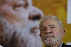 Lula deseó que "la Navidad marque el inicio de la reconstrucción de Brasil"