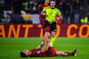 Dybala volvió tras ser campeón mundial y fue clave en la victoria de la Roma  (Fuente: EFE)