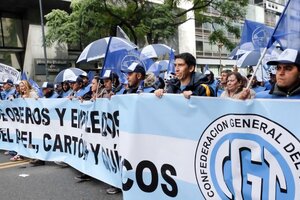 CGT y CTA repudiaron los "actos golpistas" en Brasil (Fuente: NA)