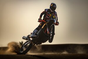 Kevin Benavides es el nuevo líder de motos en el Rally Dakar 2023   (Fuente: Télam)