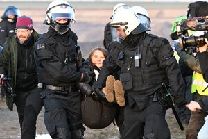 La policía alemana desalojó a Greta Thunberg de protesta contra una mina de lignito (Fuente: AFP)