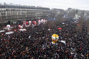 Masiva jornada de protesta contra la reforma jubilatoria de Macron (Fuente: AFP)