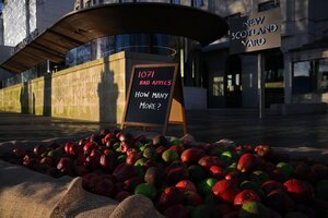 Violencia de género: arrojaron miles de "manzanas podridas" ante Scotland Yard  (Fuente: AFP)