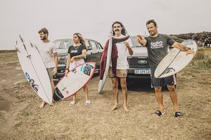 Días de fiesta con uno de los mejores surfistas de tablas largas del mundo (Fuente: Alfred Lapadula y Pablo Franco)