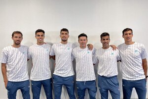 Molteni, Cerúndolo, Cachín, el capitán Coria, González y Bagnis (Fuente: Twitter AAT)