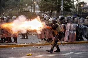Crisis en Perú: Defensoría del Pueblo pide al congreso y a Dina Boluarte cambiar el rumbo trágico del país (Fuente: EFE)