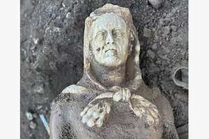 Roma: hallaron una escultura de tamaño natural de Hércules en una alcantarilla (Fuente: EFE)