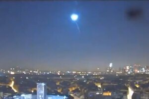 Un asteroide golpeó la atmósfera y en el cielo de Francia se vio un show de luces 