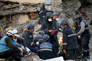 ¿Es posible que aún haya sobrevientes del terremoto en Turquía y Siria bajo los escombros?
