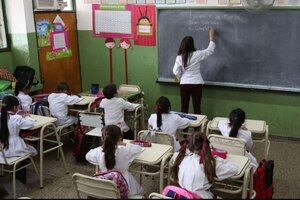 Paritaria docente: el Gobierno porteño ofreció 60 por ciento en cuotas y los gremios no descartan un paro (Fuente: NA)