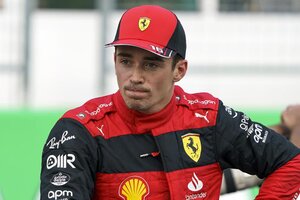 Leclerc se queda en Ferrari y desmiente rumores sobre su pase a Mercedes   (Fuente: EFE)