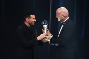 Premios The Best: Messi, Scaloni, el "Dibu" Martínez y la hinchada argentina, los mejores del 2022 según la FIFA (Fuente: AFP)