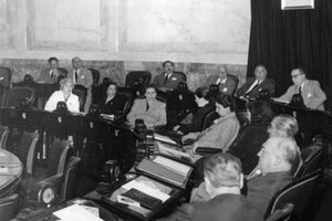 Quiénes fueron las 8 senadoras reconocidas por Cristina Kirchner que asumieron de la mano de Eva Perón