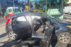 Un colectivo y un auto chocaron en Pompeya: hay al menos 25 heridos