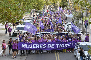 Multitudinaria marcha por el Día Internacional de la Mujer en el Municipio de Tigre 