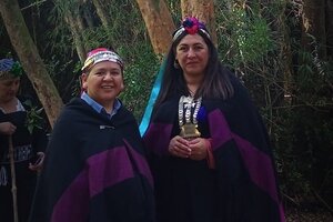 Chile celebra el primer matrimonio mapuche entre personas del mismo sexo 