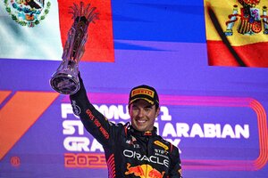 Fórmula 1: Checo Pérez se quedó con el Gran Premio de Arabia Saudita (Fuente: Prensa F1)