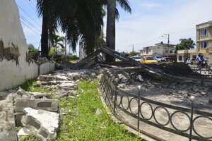 Ascienden a 15 las víctimas fatales por el terremoto que sacudió a Ecuador y Perú