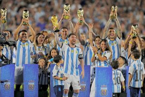 Una de las imágenes que compartió Lionel Messi tras la victoria en el Monumental. Imagen: @leomessi.