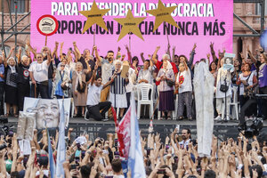 24 de Marzo: Una Plaza llena para pedir más memoria, verdad, justicia y mejor democracia (Fuente: Leandro Teysseire)