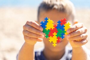 Cómo funciona Autismored, la red social que busca conectar personas con autismo con profesionales, servicios y recursos. (Fuente: iStock)