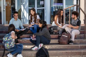 Pan American Energy convoca estudiantes para su programa de Becas 
Universitarias 