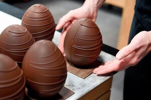 Receta de huevo de Pascua: paso a paso e ingredientes para hacer en casa (Fuente: AFP)