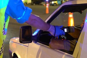 Alcohol cero al volante: cuánto tiempo dura el alcohol en sangre y cómo saber si puedo salir a manejar (Fuente: Télam)
