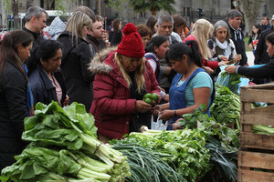 Mercados de la economía social: barato, rico y justo (Fuente: Bernardino Avila)