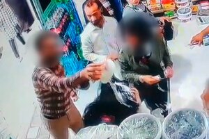 Nuevo video viral en Irán por ataque a dos mujeres sin hiyab
